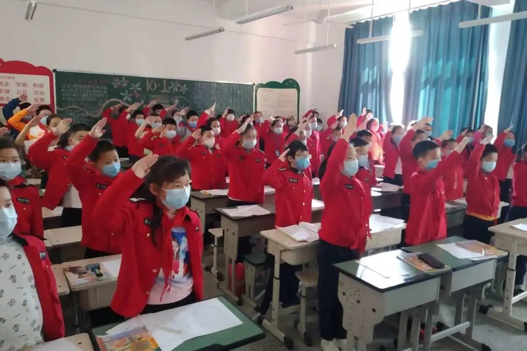 复学第一课 白鹿小学这样上!