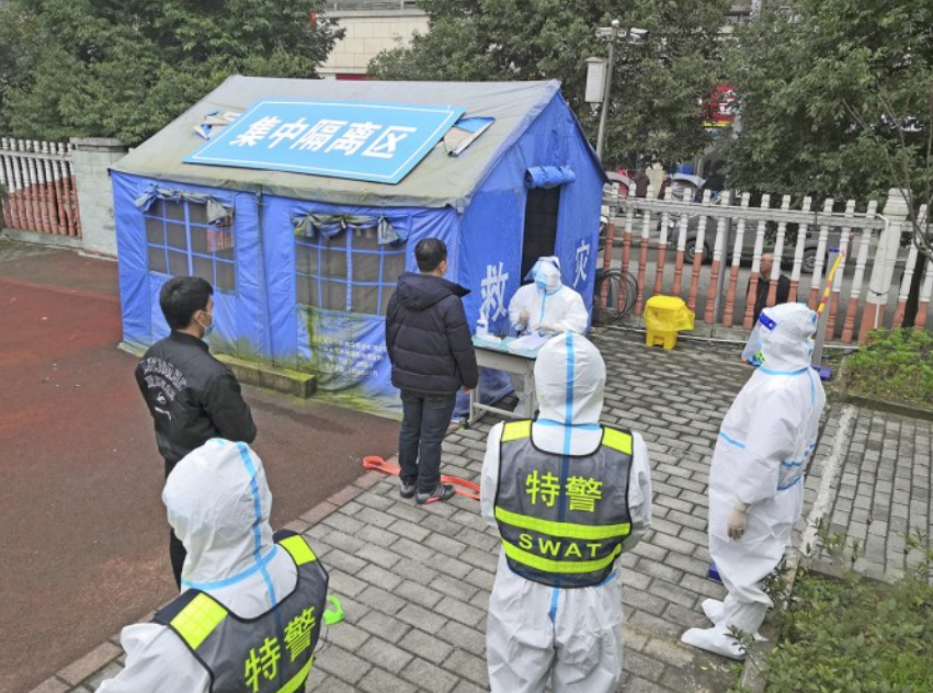 据了解,本次演练由合川区新冠肺炎疫情防控工作领导小组主办,区卫生