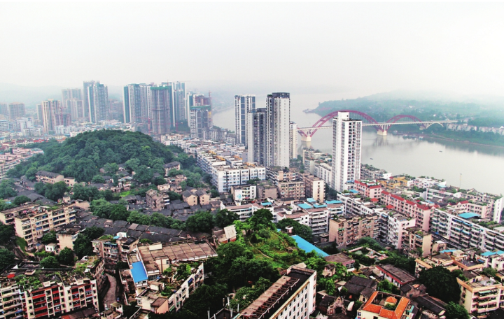 合川兵暴中曾经举火为号的纯阳山在合阳城街道涪滨路黄金桥路段,有一