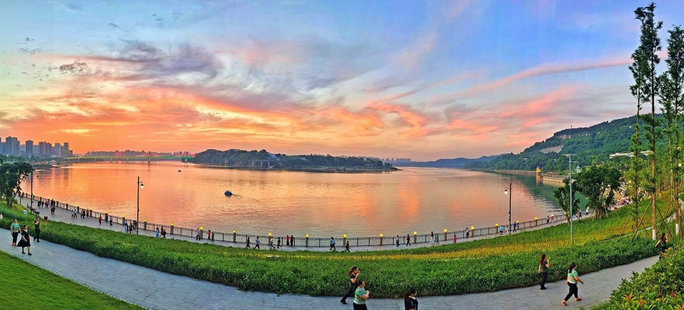 东津沱滨江公园 记者 李文静 摄合川区融媒体中心全媒体报道(记者