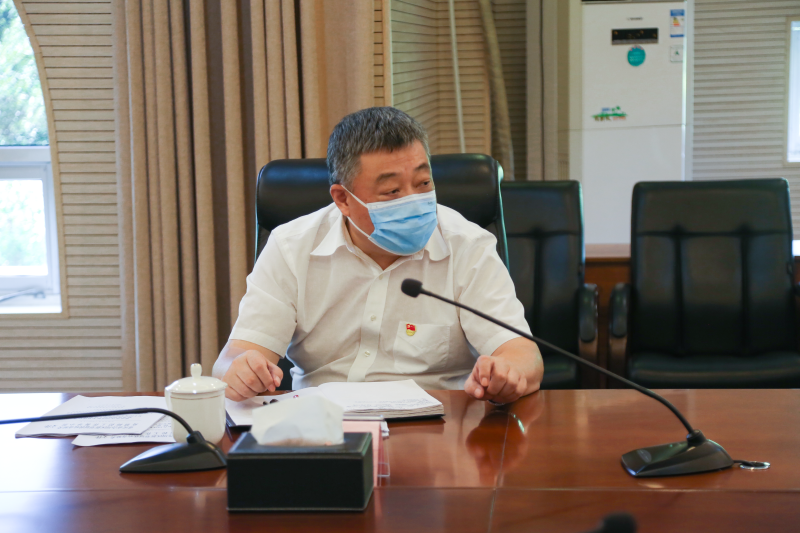 郑立伟以更精准的信息更快速的反应更周密的举措坚决阻断疫情传播途径