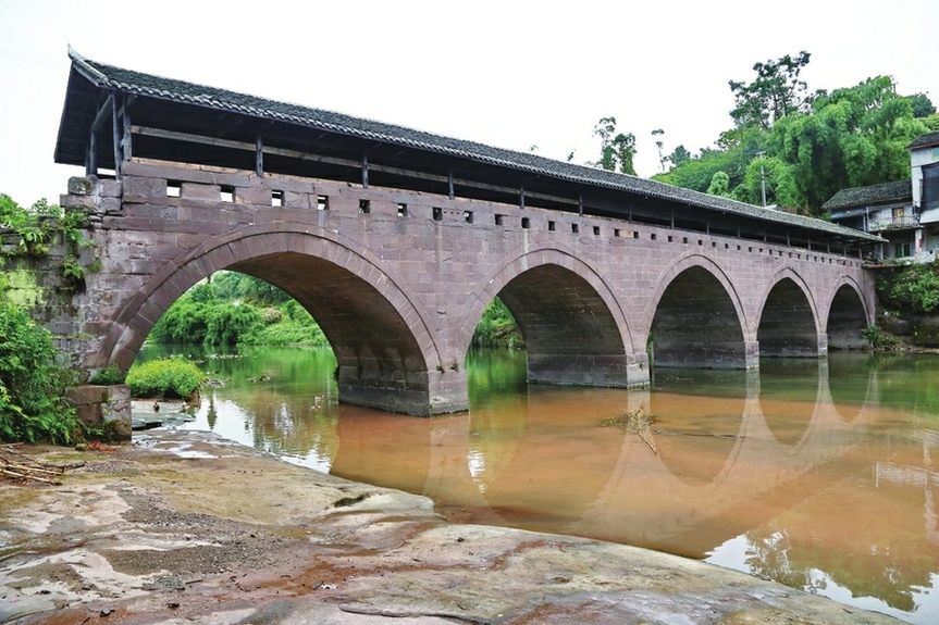 五星桥一桥飞架川渝形若五星连珠